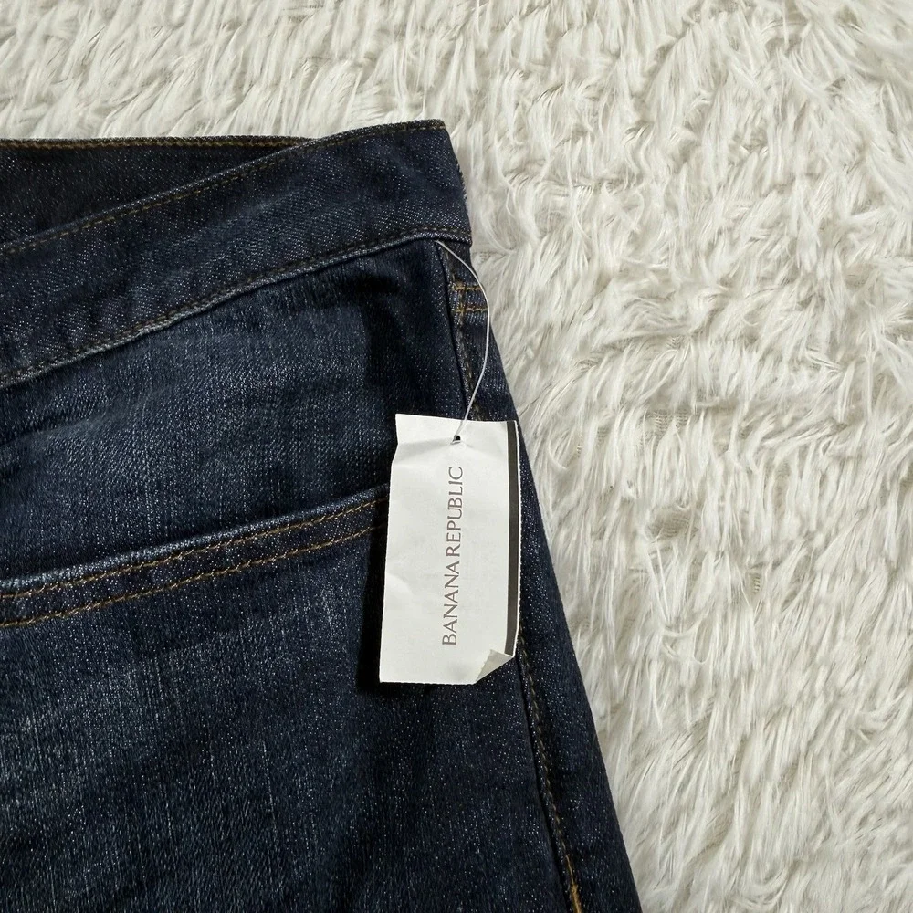 Banana Republic Straight Fit Jeans Mens Size 44x32 Indigo Preppy Casual Fade NWT